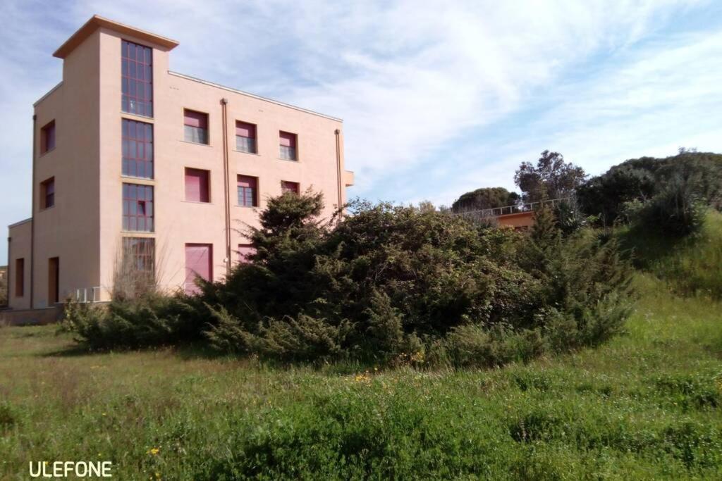 Casa Nel Parco Sulla Spiaggia Pisa Bagian luar foto