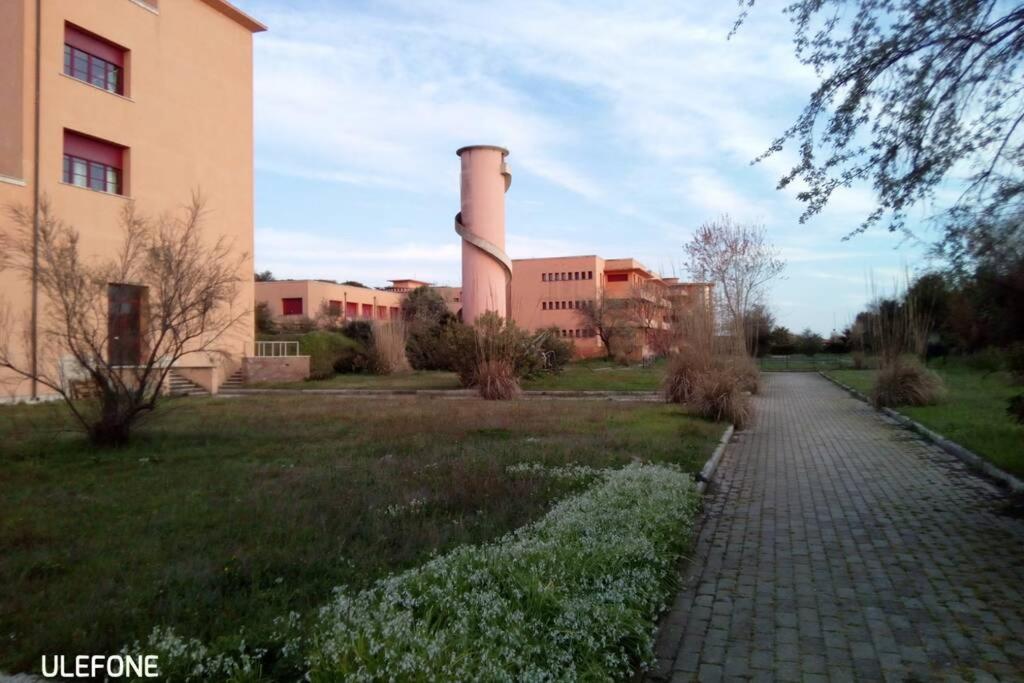Casa Nel Parco Sulla Spiaggia Pisa Bagian luar foto